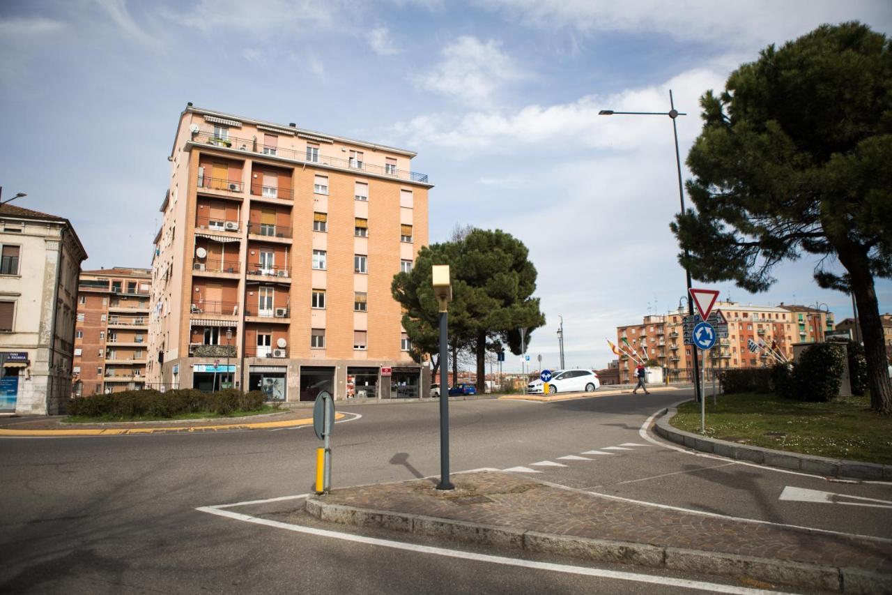 Parma Railway Station Lovely Apartment Exterior photo
